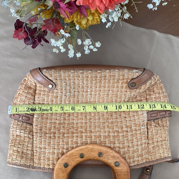 Auth fossil woven straw and leather satchel - Picture 12 of 16